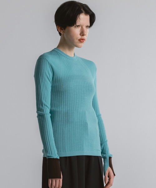 CINOH(チノ)の「CREW NECK TIGHT KNIT(ニット/セーター・レディース・チャコールグレー/ターコイズブルー/ブラウン・38)」の10枚目の写真