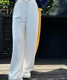 Loco Ocean（ロコオーシャン）の「あったかマシュマロタッチ ワイドリラックスパンツ（スウェットパンツ）」