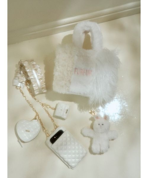 FURFUR(ファーファー)の「【USAGI ONLINE/ZOZOTOWN限定】キルティング3SETマルチショルダー(ショルダーバッグ・レディース・ピンク/モカ/イエロー/アイボリー/サックスブルー/ピンクベージュ/ブラック・F)」の11枚目の写真