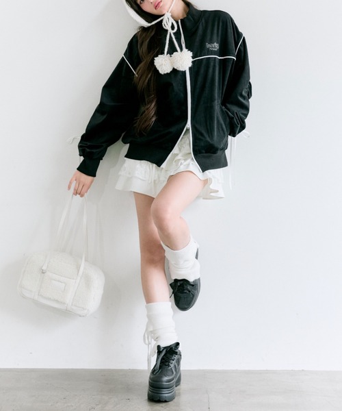 OLIVE des OLIVE(オリーブデオリーブ)の「ベロアトラックジャケット(Tシャツ/カットソー・レディース・ブラック/ブラウン/ピンク・FREE)」の11枚目の写真