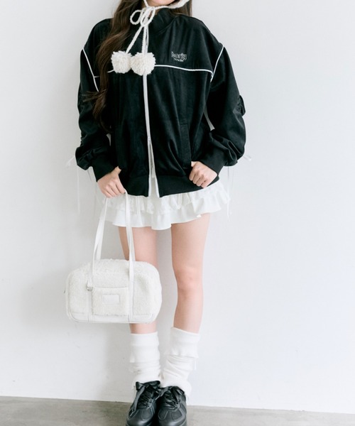 OLIVE des OLIVE(オリーブデオリーブ)の「ベロアトラックジャケット(Tシャツ/カットソー・レディース・ブラック/ブラウン/ピンク・FREE)」の9枚目の写真