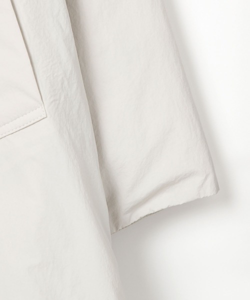 BAYFLOW（ベイフロー）の「[撥水加工付き!!軽量]ロングダウンコート（ダウンジャケット/コート・レディース・ブラック/グレイッシュベージュ・FREE）」の16枚目の写真