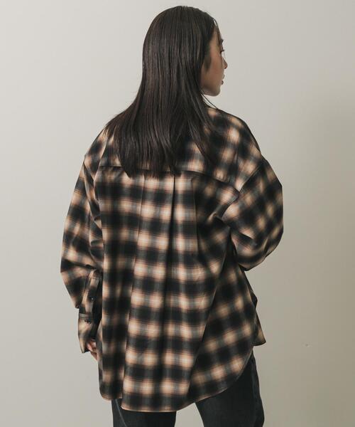 SENSE OF PLACE by URBAN RESEARCH（センスオブプレイスバイアーバンリサーチ）の「オンブレチェックルーズシャツ（シャツ/ブラウス・レディース・レッド系その他/ブラウン系その他/ブラック系その他・ONE）」の18枚目の写真