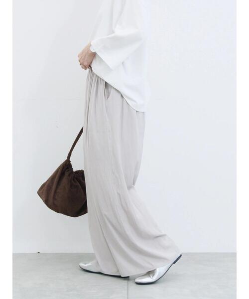 Samansa Mos2 blue(サマンサモスモスブルー)の「◎ビンテージサテンイージーパンツ(その他パンツ・レディース・ブラウン/ブラック/グレー・F)」の5枚目の写真