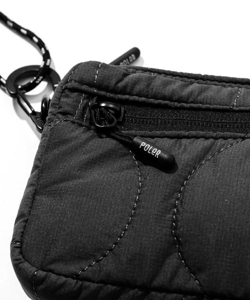 POLeR（ポーラー）の「POLER QUILTED 2 WAY POUCH（ショルダーバッグ・メンズ・ブラック・FREE）」の4枚目の写真