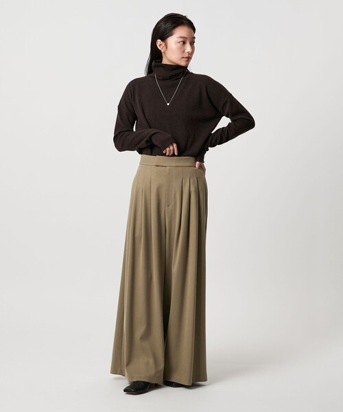 MARW UNITED ARROWS(マルゥ ユナイテッドアローズ)の「<MARW UNITED ARROWS>3タック ワイド パンツ(その他パンツ・レディース・ダークグレー/モカ・36/38)」の4枚目の写真