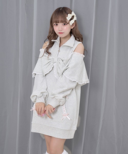 Honey Cinnamon(ハニーシナモン)の「リボンライクハーフジップスウェットワンピース(ワンピース・レディース・ブラック/ライトグレー・FREE)」の6枚目の写真