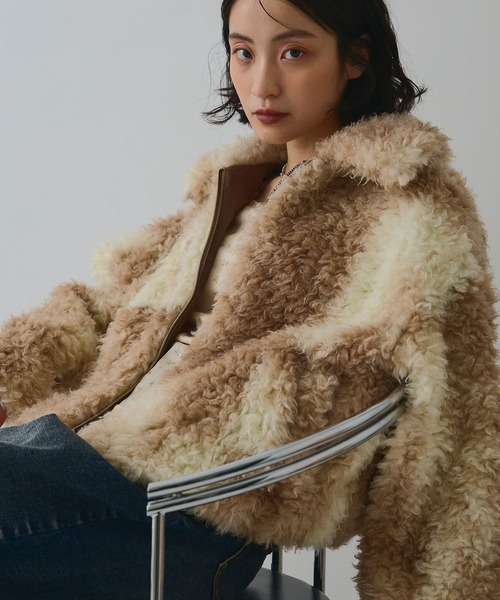 ELLEgirl（エルガール）の「ボリュームファーブルゾン【ELLEgirl/エルガール】（ブルゾン・レディース・ブラウン系その他/ブラウン・FREE）」の3枚目の写真