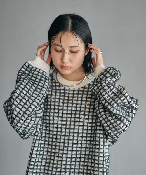 LEPSIM（レプシィム）の「ジャガード柄ニットチュニック　600814（ニット/セーター・レディース・アイボリー/ブラック/ブラウン・FREE）」の14枚目の写真