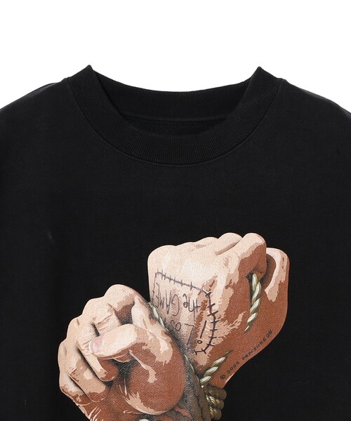 BEAMS T（ビームスティー）の「DENSUKE28 / Crewneck Sweat（スウェット・メンズ・ブラック・S/M/L/XL）」の3枚目の写真