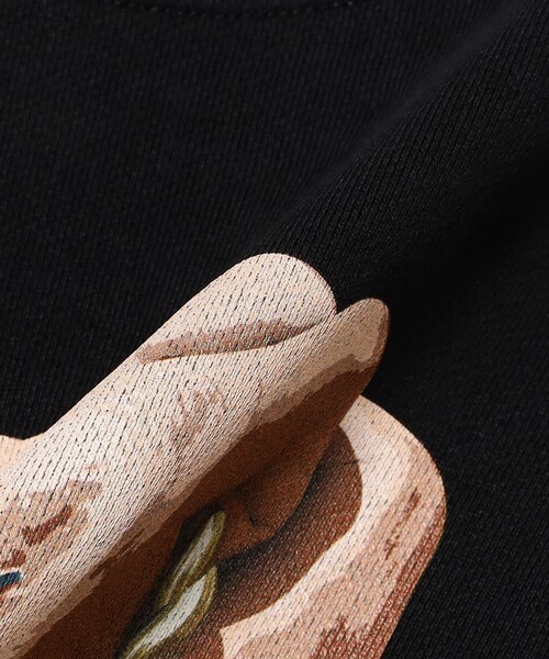 BEAMS T（ビームスティー）の「DENSUKE28 / Crewneck Sweat（スウェット・メンズ・ブラック・S/M/L/XL）」の6枚目の写真