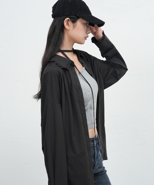 GENERAL IDEA(ジェネラルアイデア)の「【GENERAL IDEA】フリル襟オーバーサイズシャツ / FRILL COLLAR LOOSE FIT SHIRT(シャツ/ブラウス・レディース・スカイブルー/ブラック/ホワイト・L/M/S)」の11枚目の写真