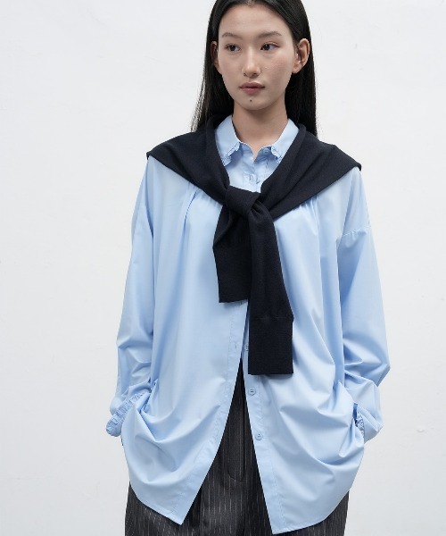 GENERAL IDEA(ジェネラルアイデア)の「【GENERAL IDEA】フリル襟オーバーサイズシャツ / FRILL COLLAR LOOSE FIT SHIRT(シャツ/ブラウス・レディース・スカイブルー/ブラック/ホワイト・L/M/S)」の15枚目の写真
