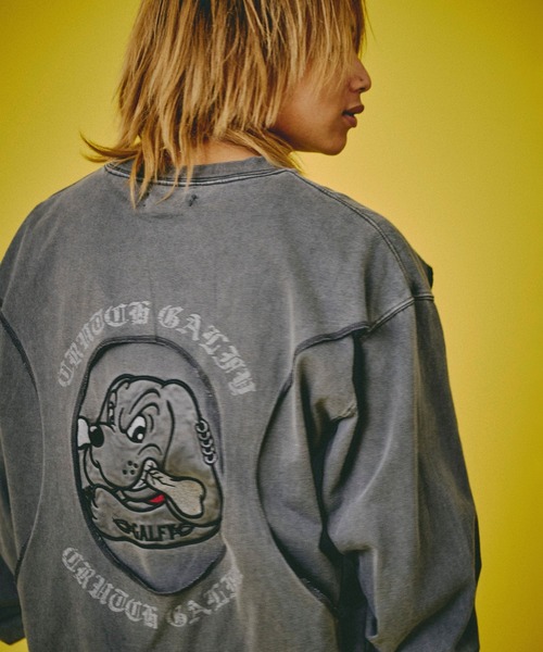 セール】GALFY（ガルフィー）穴の向こうにわんちゃんロンTee/長袖T