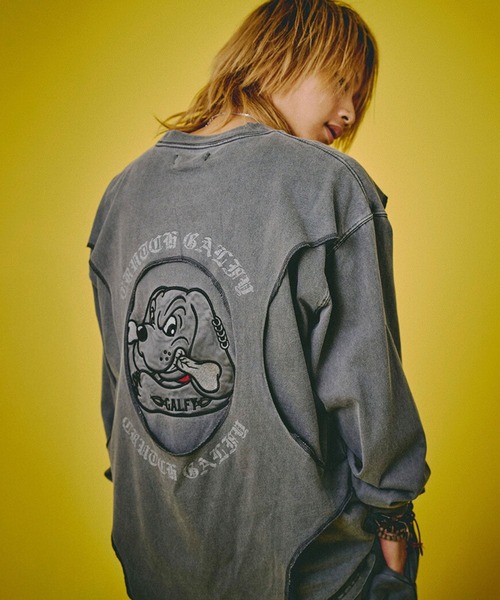 GALFY(ガルフィー)の「GALFY(ガルフィー)穴の向こうにわんちゃんロンTee/長袖Tシャツ メンズ レディース ユニセックス(Tシャツ/カットソー・メンズ・レッド/ブラック/パープル・M/LL/L)」の21枚目の写真