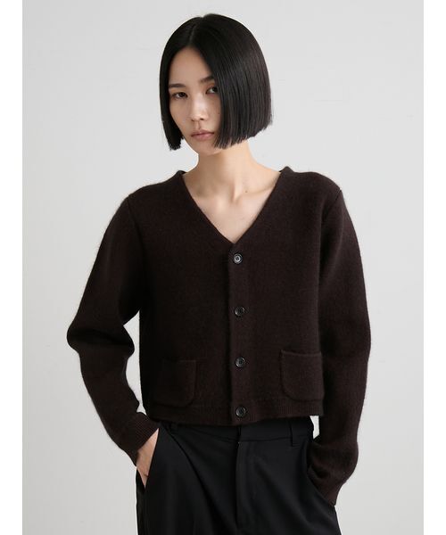 MIESROHE（ミースロエ）の「ウォッシャブルコンパクトシャギーＶカーデ（カーディガン/ボレロ・レディース・ピンク/グリーン/ブラウン/ホワイト/ライトブルー・F）」の9枚目の写真