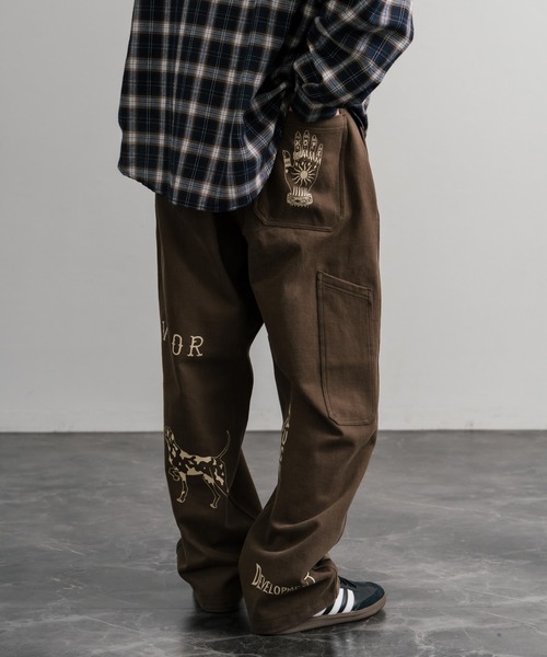 KRIFF MAYER（クリフメイヤー）の「KRIFF MAYER クリフメイヤー メモリアルグラフィックプリントレタリング2タックワークパンツ 2515112（その他パンツ・メンズ・アイボリー/カーキ/チャコール/ダークブラウン・XL/M/L）」の17枚目の写真