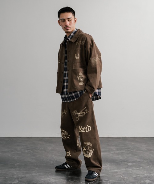 KRIFF MAYER（クリフメイヤー）の「KRIFF MAYER クリフメイヤー メモリアルグラフィックプリントレタリング2タックワークパンツ 2515112（その他パンツ・メンズ・アイボリー/カーキ/チャコール/ダークブラウン・XL/M/L）」の21枚目の写真