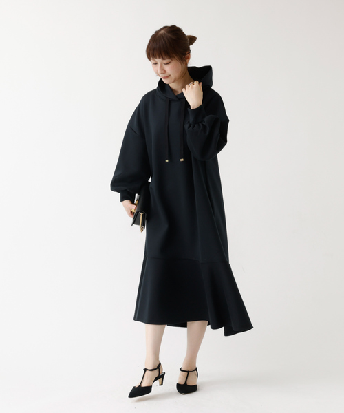 DESIGNWORKS(デザインワークス)の「【追加】ダンボールフードワンピース(ワンピース・レディース・カーキ/ブラック/グレー・フリー)」の11枚目の写真