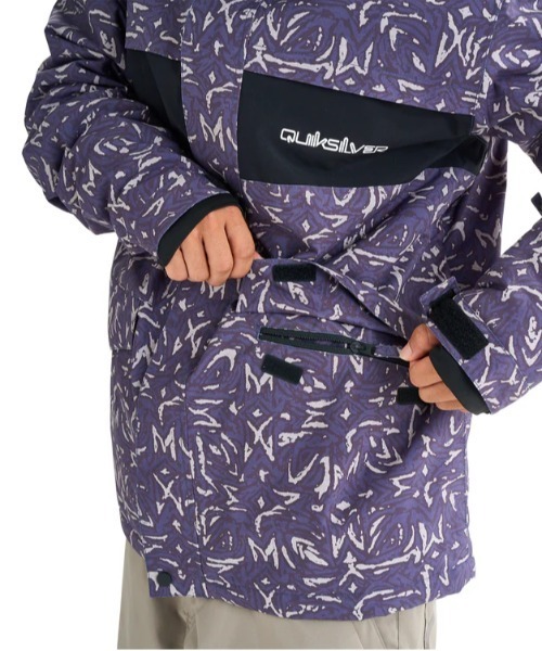 Quiksilver(クイックシルバー)の「MISSION PRINTED BLOC/クイックシルバースキースノーボードウェア(ジャケット)(マウンテンパーカー・メンズ・ブラック/パープル・SMALL/MEDIUM/LARGE)」の22枚目の写真