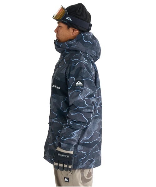 Quiksilver(クイックシルバー)の「MISSION PRINTED BLOC/クイックシルバースキースノーボードウェア(ジャケット)(マウンテンパーカー・メンズ・ブラック/パープル・SMALL/MEDIUM/LARGE)」の4枚目の写真