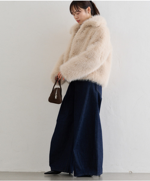 U by SPICK&SPAN(ユーバイスピックアンドスパン)の「フローストルーズバレルレッグデニム(デニムパンツ・レディース・ネイビー/ブラウン・38/36)」の19枚目の写真