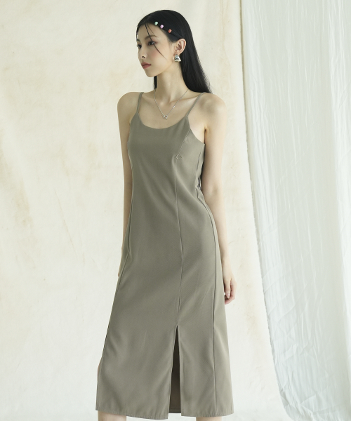 AVANDRESS(アバンドレス )の「Modern Sleeveless Dress BLACK(ワンピース・レディース・その他・SMALL/MEDIUM)」の2枚目の写真