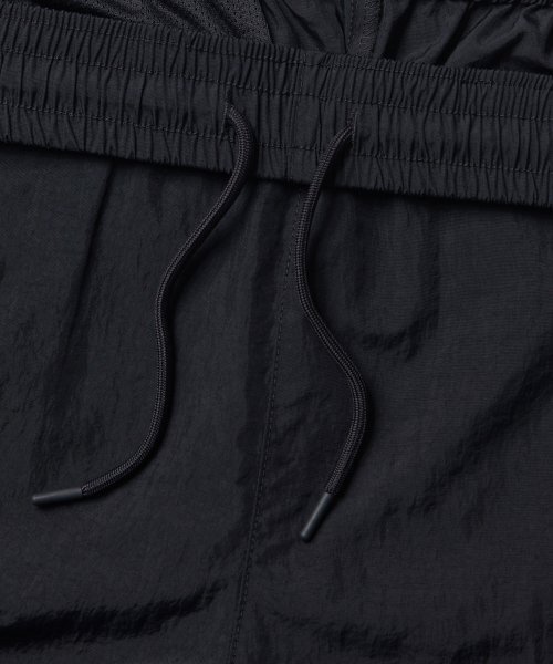 MUSINSA STANDARD（ムシンサスタンダード）の「ナイロンワイドストリングパンツ[ダークグレー]（スウェットパンツ・メンズ・その他・26/28/30/32/34/36/38/40/42）」の10枚目の写真