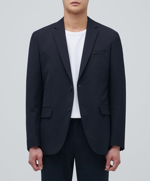 MUSINSA STANDARD(ムシンサスタンダード)の「軽量ベーシックブレザー【ネイビー】(テーラードジャケット・メンズ・その他・MEDIUM/LARGE/X-LARGE)」の1枚目の写真