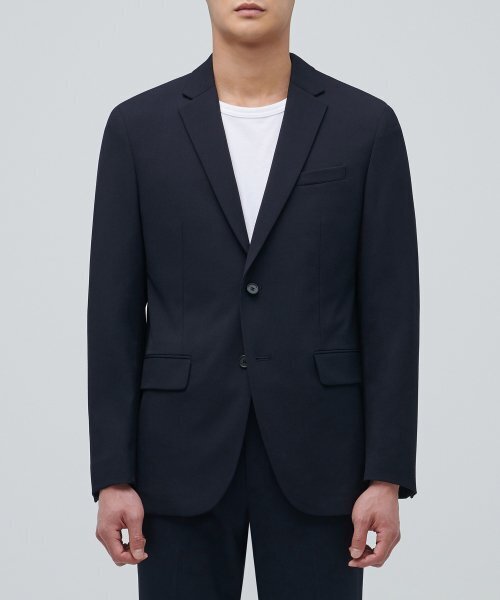 MUSINSA STANDARD(ムシンサスタンダード)の「軽量ベーシックブレザー【ネイビー】(テーラードジャケット・メンズ・その他・MEDIUM/LARGE/X-LARGE)」の2枚目の写真