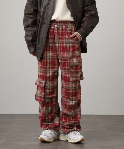 .WORKS(ドットワークス)の「.works 紡毛タータンチェックカーゴパンツ(カーゴパンツ・レディース・レッド/ネイビー/ダークブラウン・M)」の2枚目の写真