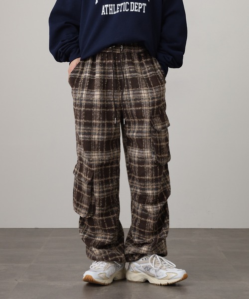 .WORKS(ドットワークス)の「.works 紡毛タータンチェックカーゴパンツ(カーゴパンツ・レディース・レッド/ネイビー/ダークブラウン・M)」の6枚目の写真