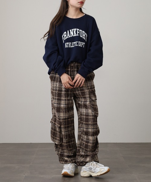 .WORKS(ドットワークス)の「.works 紡毛タータンチェックカーゴパンツ(カーゴパンツ・レディース・レッド/ネイビー/ダークブラウン・M)」の8枚目の写真