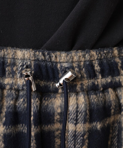 .WORKS(ドットワークス)の「.works 紡毛タータンチェックカーゴパンツ(カーゴパンツ・レディース・レッド/ネイビー/ダークブラウン・M)」の21枚目の写真