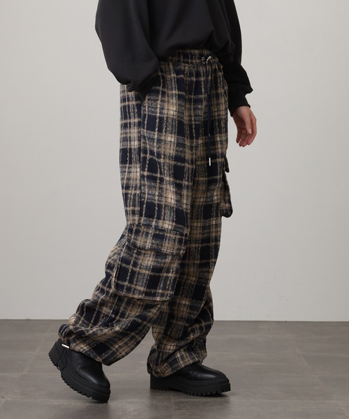 .WORKS(ドットワークス)の「.works 紡毛タータンチェックカーゴパンツ(カーゴパンツ・レディース・レッド/ネイビー/ダークブラウン・M)」の15枚目の写真