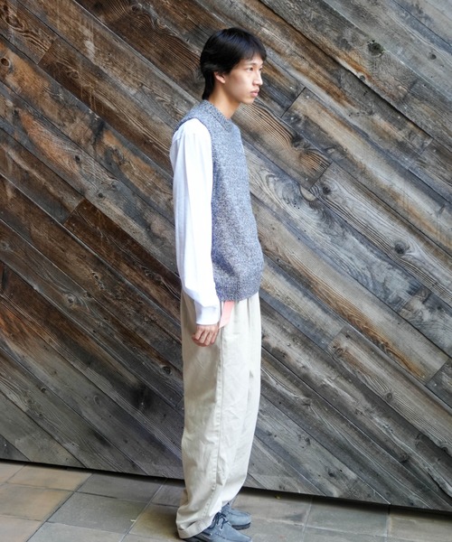 Rinascente（リナシェンテ）の「【Rinascente/リナシェンテ】CALAN　ニット　ベスト　ウール使用（ニット/セーター・メンズ・ベージュ/グレー/ブラウン/サックスブルー/ネイビー・MEDIUM/LARGE）」の22枚目の写真