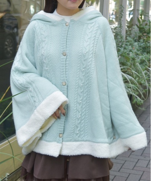 axes femme（アクシーズファム）の「パール裏ボアニットポンチョ（カーディガン/ボレロ・レディース・ホワイト/ミント/ワイン・FREE）」の2枚目の写真