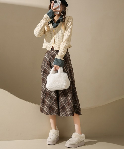Miniministore(ミニミニストア)の「厚底ムートブーツ もこもこショートブーツ(ブーツ・レディース・ピンクベージュ/ブラック/アイボリー/キャメル・23.5cm/24.0cm/24.5cm/25.0cm/23.0cm)」の20枚目の写真