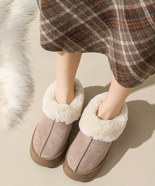 Miniministore(ミニミニストア)の「厚底ムートブーツ もこもこショートブーツ(ブーツ・レディース・ピンクベージュ/ブラック/アイボリー/キャメル・23.5cm/24.0cm/24.5cm/25.0cm/23.0cm)」の19枚目の写真
