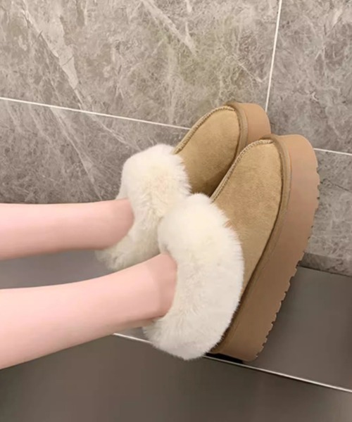 Miniministore(ミニミニストア)の「厚底ムートブーツ もこもこショートブーツ(ブーツ・レディース・ピンクベージュ/ブラック/アイボリー/キャメル・23.5cm/24.0cm/24.5cm/25.0cm/23.0cm)」の12枚目の写真