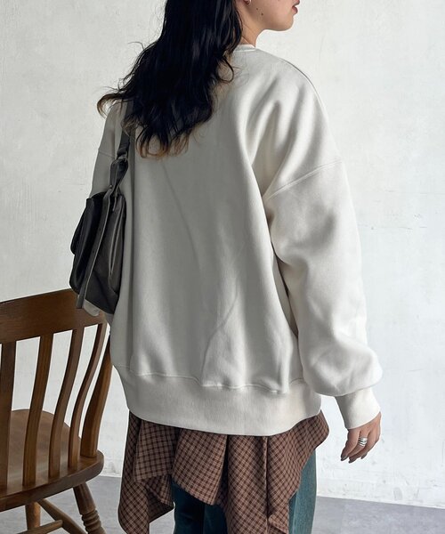 CPCM(シーピーシーエム)の「フロッキーロゴ裏起毛プルオーバー(Tシャツ/カットソー・レディース・アイボリー/ブラック/ブラウン・FREE)」の9枚目の写真