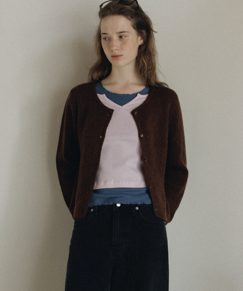 ANDNEEDS(アンドニーズ)の「Melisa knit cardigan (brown)(カーディガン/ボレロ・レディース・その他・FREE)」の1枚目の写真