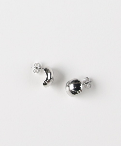 Right-on(ライトオン)の「Right-on Basic(ライトオンベーシック)【レディース】ミニフープピアス(ピアス(両耳用)・レディース・ゴールド/シルバー・ONE SIZE)」の1枚目の写真