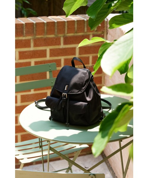 JESTINA(ジェイエスティナ)の「JOY SM バックパック BK (JHNCHB4BS883BK280)(バックパック/リュック・レディース・ブラック・FREE)」の1枚目の写真