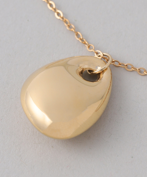 Noble(ノーブル)の「PETIT MOMENTS/プティモーメント Oval Charm Necklace(ネックレス・レディース・シルバー/ゴールド・FREE)」の7枚目の写真