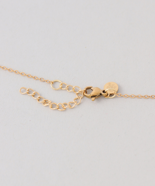 Noble(ノーブル)の「PETIT MOMENTS/プティモーメント Oval Charm Necklace(ネックレス・レディース・シルバー/ゴールド・FREE)」の9枚目の写真