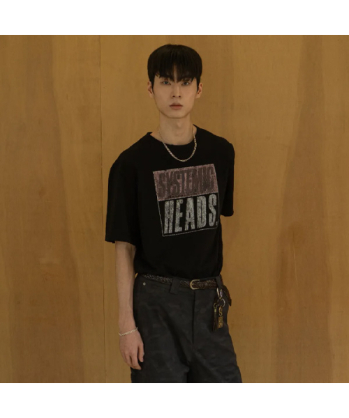 EULER(ユーラ)の「デミジドクルーグラフィックTシャツ_ヘッド(ブラック)(Tシャツ/カットソー・メンズ・ブラック・MEDIUM)」の2枚目の写真