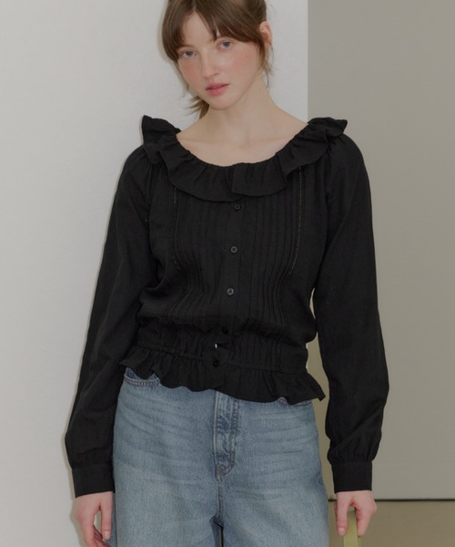 GIUNON（ジウノン）の「pintuck frill collar blouse  / ピンタックフリルカラーブラウス（シャツ/ブラウス・レディース・ブラック/ホワイト・FREE）」の2枚目の写真