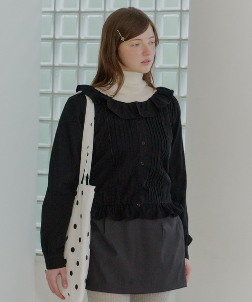 GIUNON（ジウノン）の「pintuck frill collar blouse  / ピンタックフリルカラーブラウス（シャツ/ブラウス・レディース・ブラック/ホワイト・FREE）」の21枚目の写真