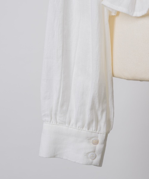 GIUNON（ジウノン）の「pintuck frill collar blouse  / ピンタックフリルカラーブラウス（シャツ/ブラウス・レディース・ブラック/ホワイト・FREE）」の10枚目の写真